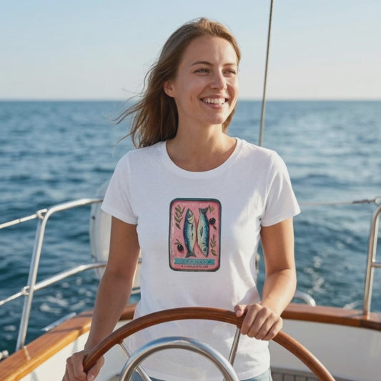 Sardines Vintage Shirt | Retro Fish Can Design | Mediterranean Summer Tee, Premium Damen-T-Shirt, DTG-Druck